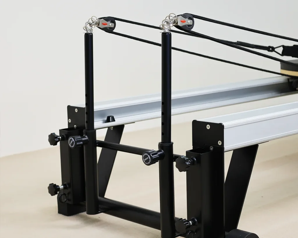 CP106 Pilates Studio Training Reformer CP106 Pilates studio equipment training reformer for professional workouts