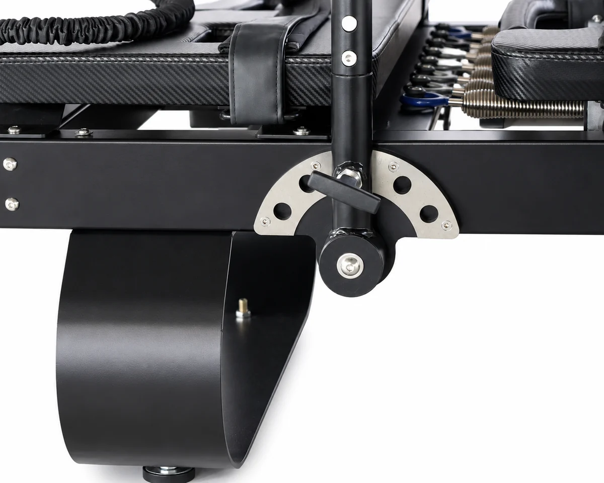 CP117 adjustable upright support mechanism