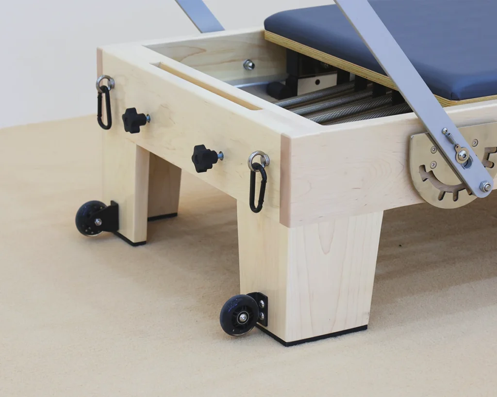 CP151 Wooden Pilates Reformer Jumpboard Training CP151 wooden pilates reformer jumpboard training setup