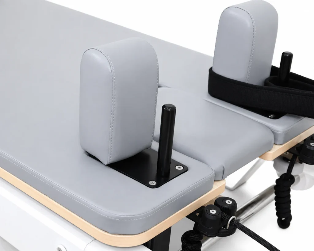CP201 Aluminum Pilates Reformer Headrest and Shoulder Rests CP201 aluminum Pilates reformer headrest and shoulder rests