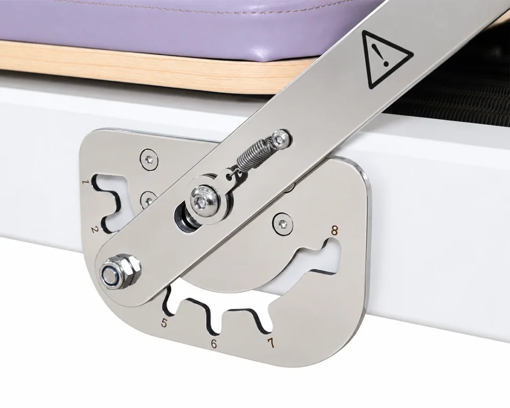 cp201-pilates-reformer-adjustable-footbar