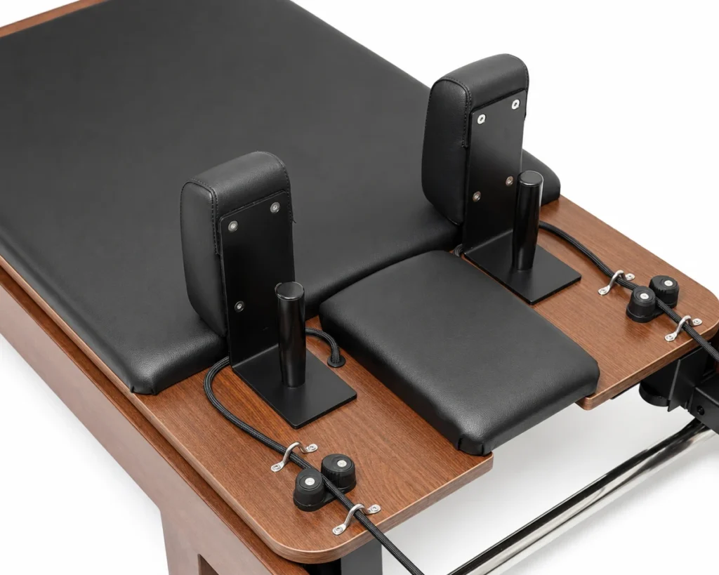 CP208 reformer carriage and shoulder rests detail CP208 reformer carriage and shoulder rests detail