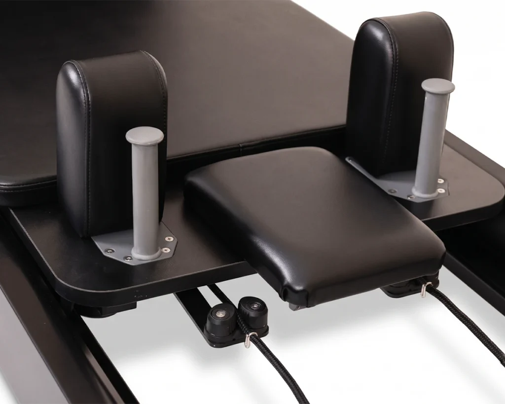 cp701-pilates-reformer-adjustable-headrest