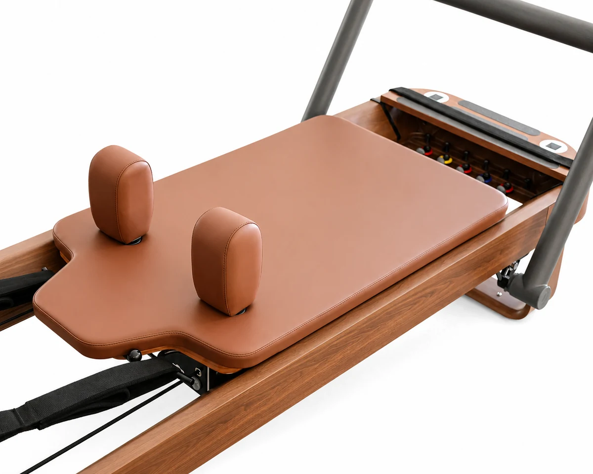 CP125 adjustable headrest and shoulder rests